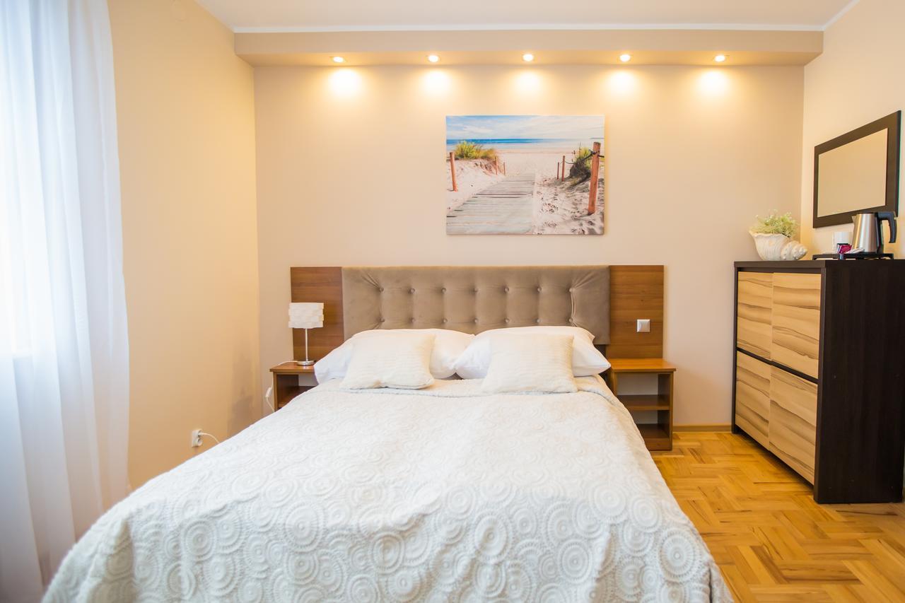 Savona Swinoujscie Bed & Breakfast Exterior photo